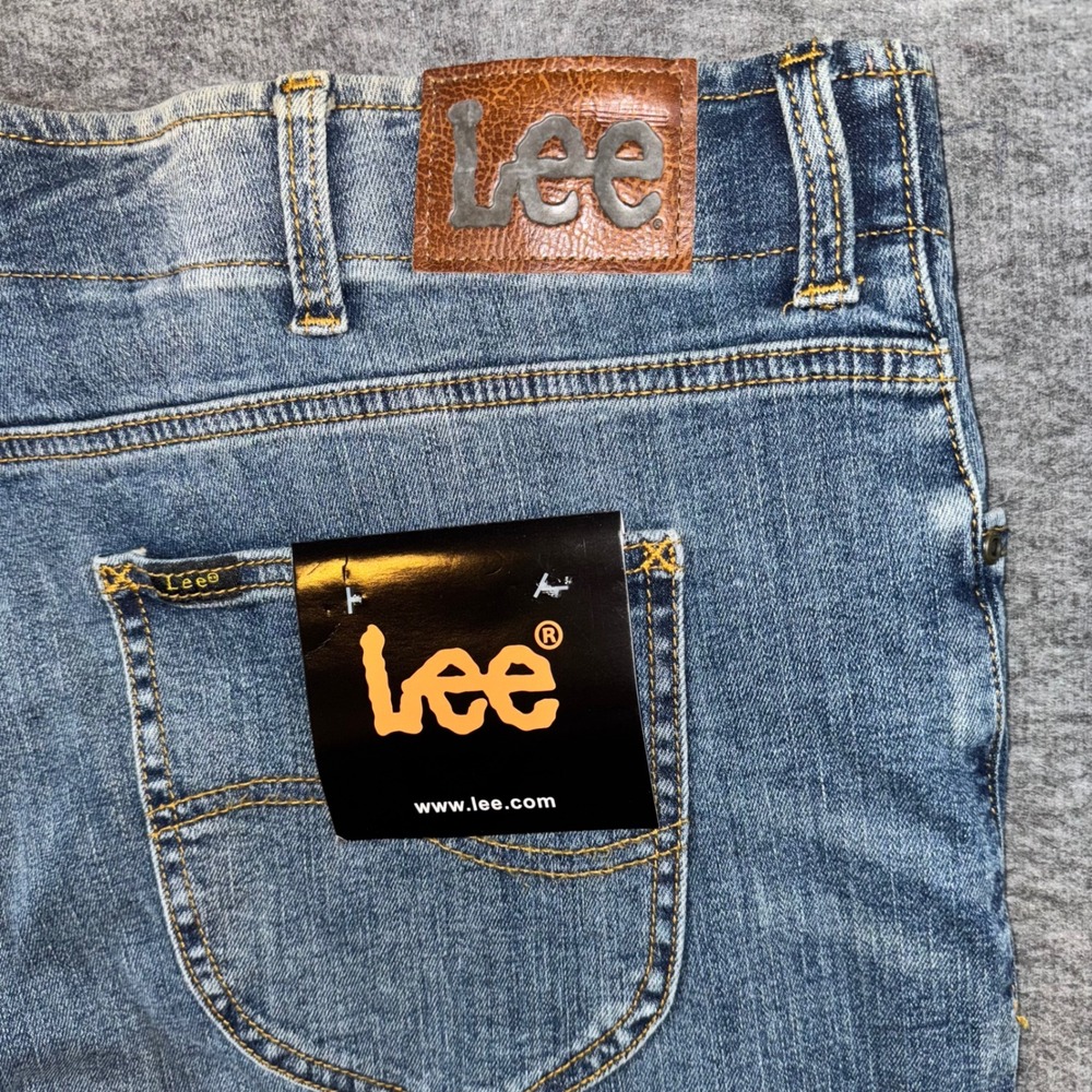 Lee Performance Series Regular Taper Jeans Medium Wash Denim Mens 40x32 NEW